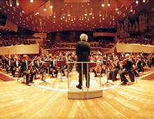 Berliner Philharmoniker unter der Leitung von Sir Simon Rattle – Seitz Roundshot